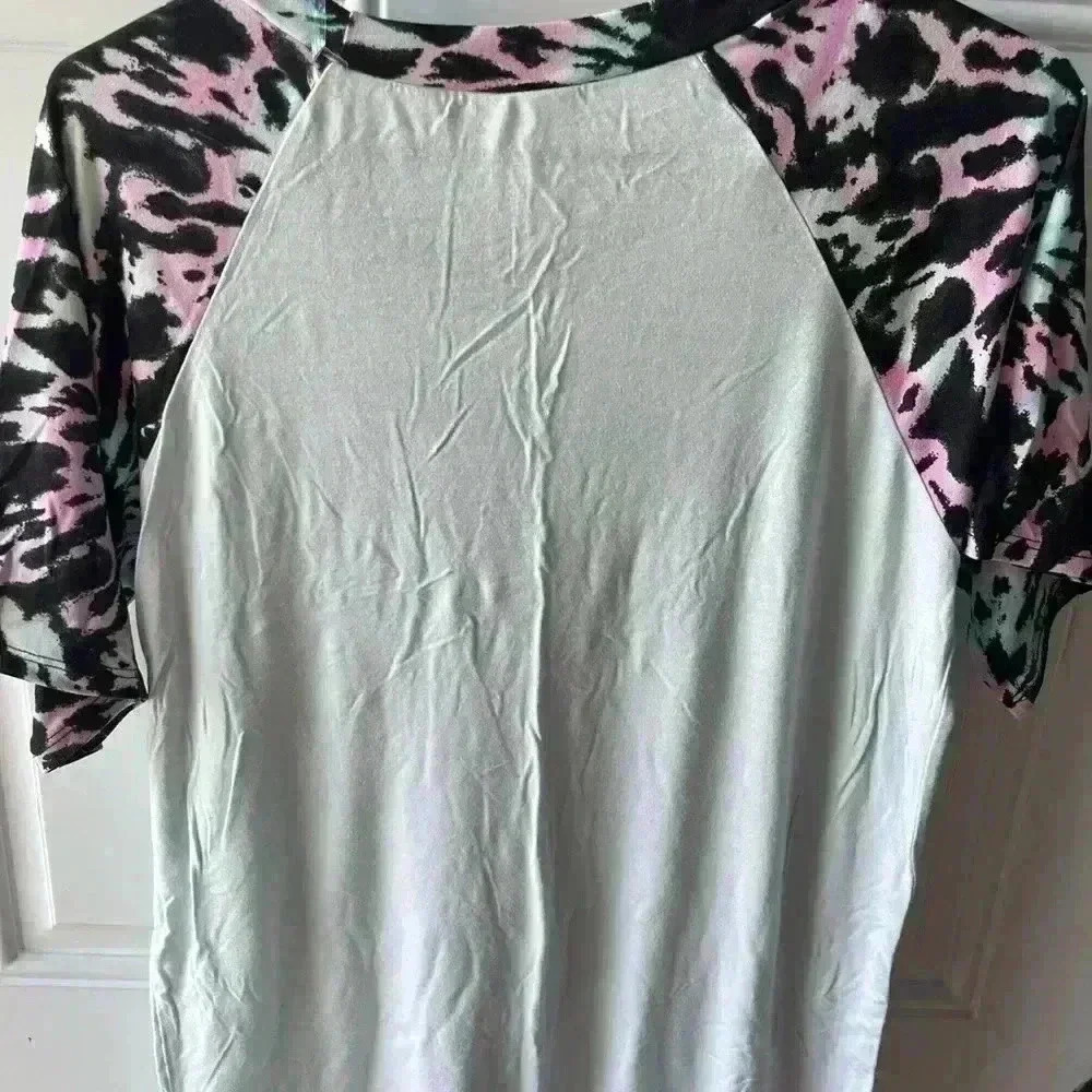 Boutique shirt - Picture 3 of 4